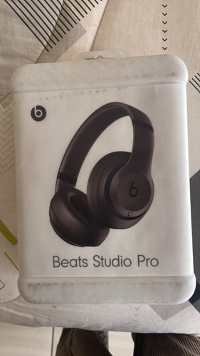 Beats Studio Pro Bluetooth Wireless Headphones - Deep Brown (MQTT3LLA)