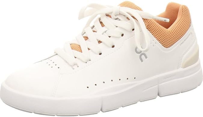 On Women's The Roger Advantage Sneakers