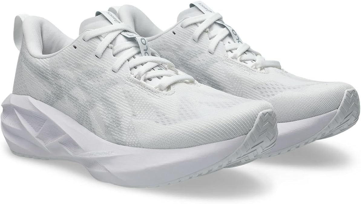 ASICS Novablast 5 Women's Trainers