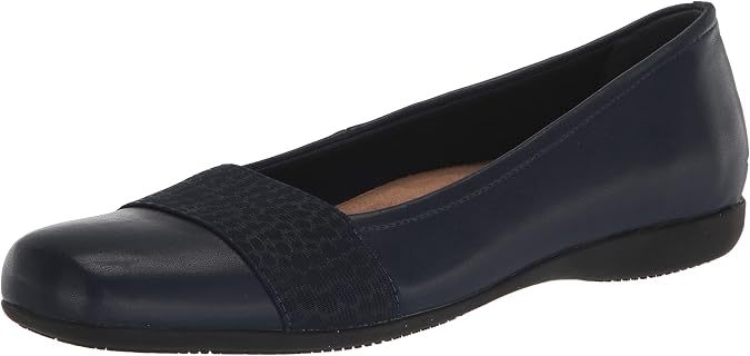 Trotters Women's Sizzle Flat