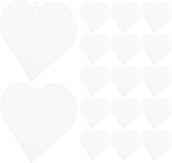 PLAFOPE 30Pcs Heart Shape Mesh Canvas Sheets 6.69X6.10In Plastic Blank Needlepoint for Cross Stitch Embroidery Crochet Yarn Craft Supplies