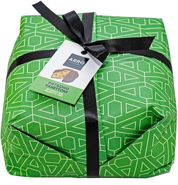 ARRO Pistachio Panettone 750g – Authentic Italian Cake with Pistachios & Chocolate, Luxury Gift in Wrapping, Perfect for Family, Couples, or Festive Gatherings