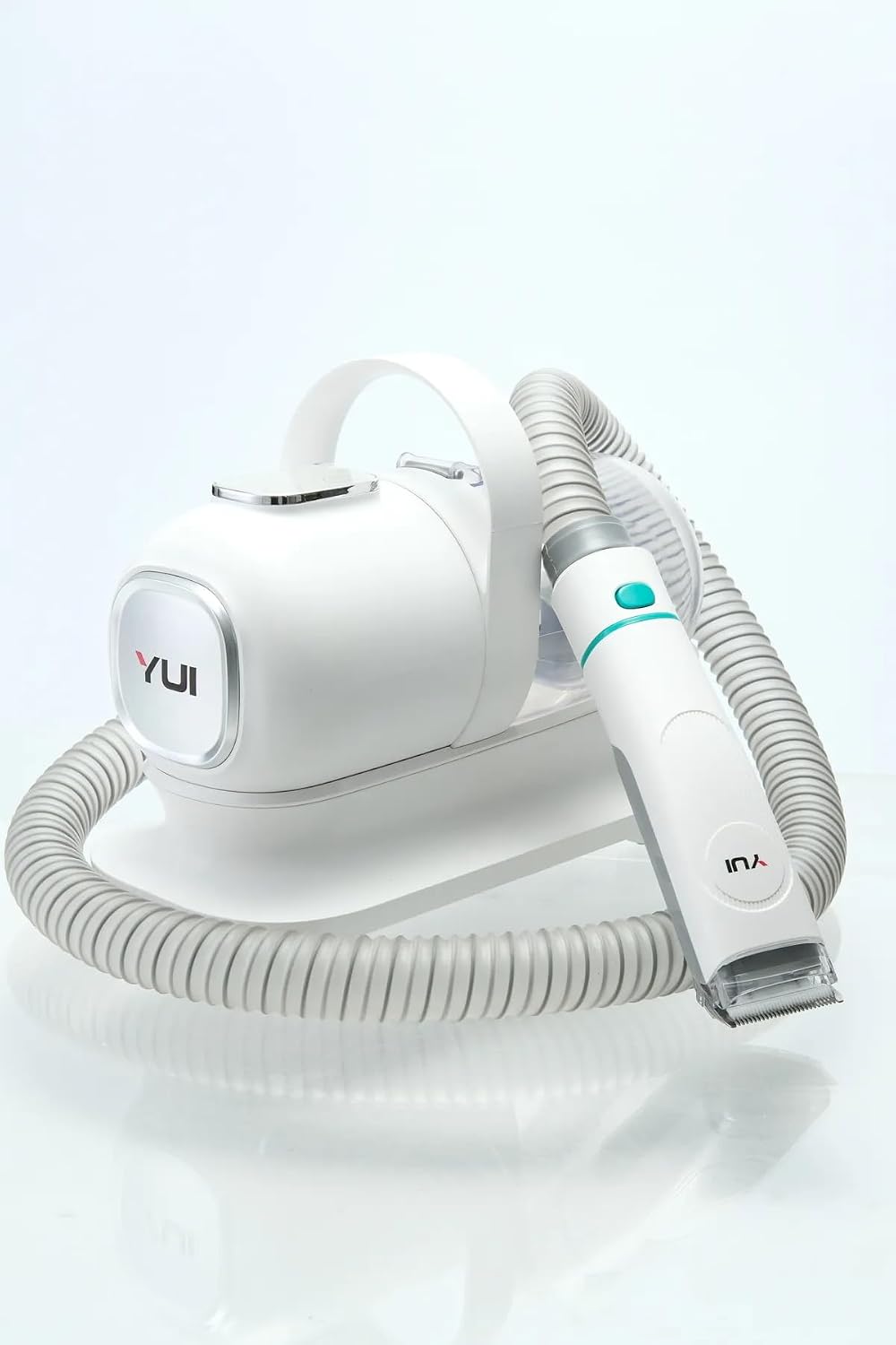 Yui G2 Pro Rechargeable 10 Piece Pet Care Set And Vacuum Device