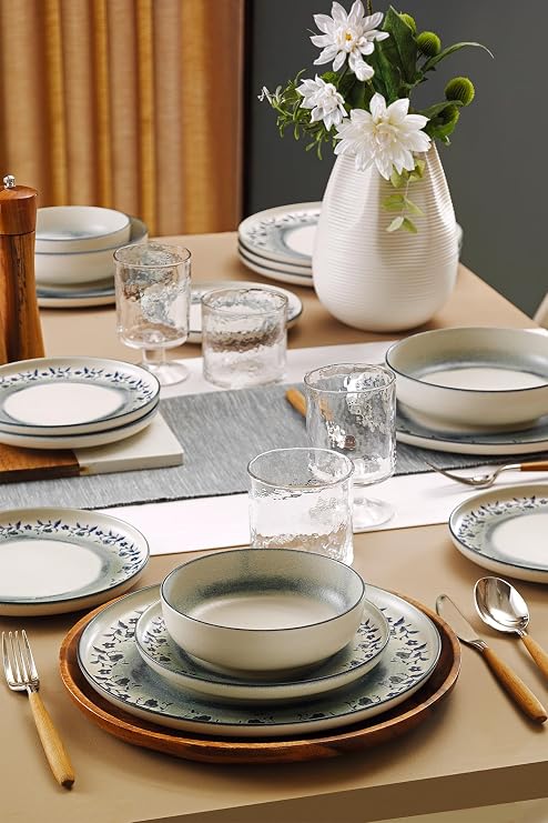 Kütahya Porcelain Indigo Bloom 24 Piece Dinner Set for 6 People