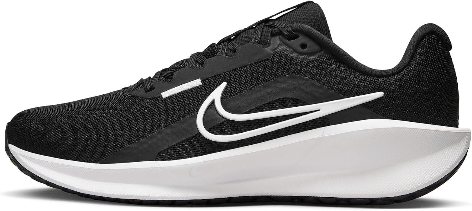 NIKE Women's W Downshifter 13Sneaker