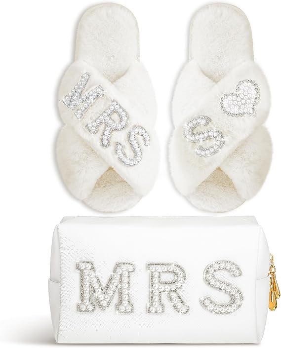 Xtinmee Personalized Bride Slipper Mrs Letter Makeup Bag for Wedding Day, S