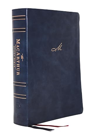 NKJV, MacArthur Study Bible, Blue Leathersoft, Thumb Indexed, Comfort Print: Unleashing God's Truth One Verse at a Time (Holy Bible, New King James Version)
