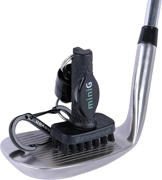 Grooveit Mini Golf Brush The Small MiniG 'Dry Scrubber' Features A Detachable Magnet, Heavy-Duty Nylon Bristles, and - Used On All Professional Golf Tours - Golf Accessory of 2023