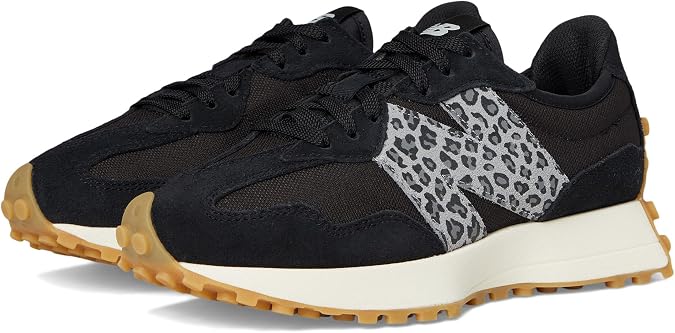 New Balance Women's 327Sneaker