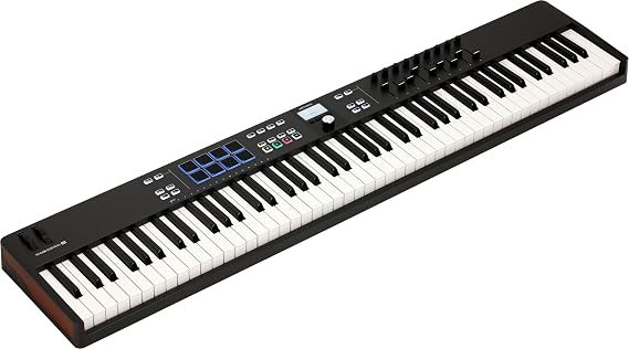 Arturia KeyLab Essential 88 Mk3 Black - Midi Keyboard