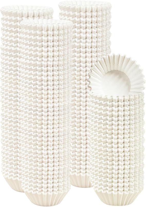 Gcardist Mini 500-Count White Cupcake Liners Muffin Liners Food Grade Baking Cups Paper No Smells (Small Size)