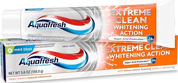Aquafresh Extreme Clean Whitening Action Fluoride Toothpaste, 5.6 oz