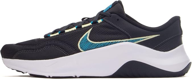 Nike Herren Legend Essential 3 Sneaker