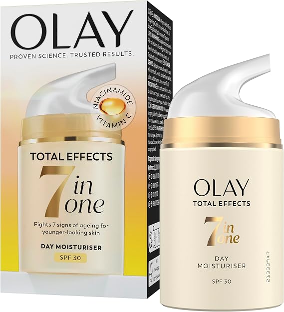 Olay Total Effects 7-in-1 Daily Moisturising Cream for Women with SPF 30, 50 ml, Day Cream with Vitamin E, B3 and B5 for Care and Protection of the Skin, Face Cream for Women (Packaging May Vary)