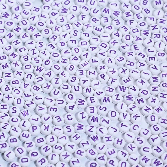 600pcs Acrylic Letter Beads Alphabet Purple Letters White Round Bead, 4x7mm, for Friendship Bracelets and Gifts Souvenir Jewelry Making
