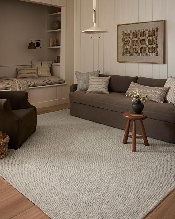 Loloi Amber Lewis Windsor Ivory/Sky 18" x 18" Sample Rug | WIN-01 Approx. 18"x18" Ivory / White, Timeless, Sophisticated, Hand-Tufted, Sample Rug