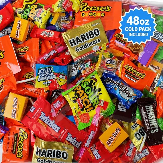 Chocolate and Candy Variety Pack - 2 LB Assorted Chocolate Candy Bulk - Bulk Candies Bag CandyMix - Individually Wrapped Candies and Chocolates - Variety CandyBag - Cold Pack Included