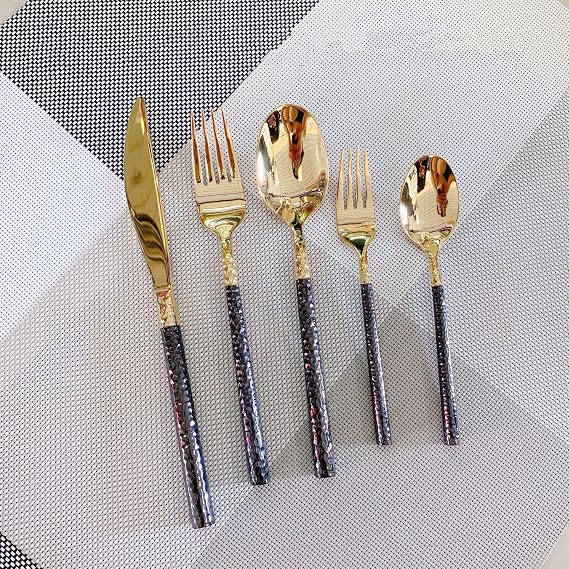30pcs Black-Gold Silverware Set for 6 Hammered Handle Flatware Set Spoons and Forks Set Cutlery, Stainless Steel Utensils Set Tableware Set for Home Restaurant, Polished Finish, Dishwasher Safe
